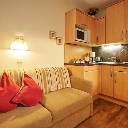 Haus Amadeo 4* 플라차우