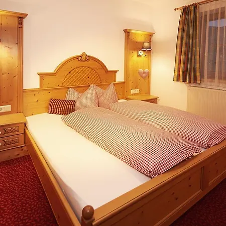 Guest house Haus Amadeo Flachau